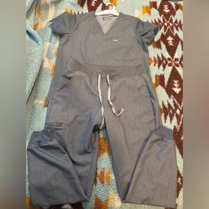 Women’s Figs Scrub Set Medium